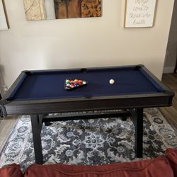 Pooh Table