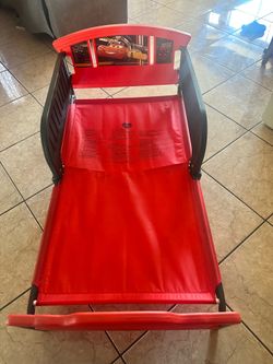 Toddler McQueen Bed