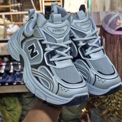 Sport fashion trainers