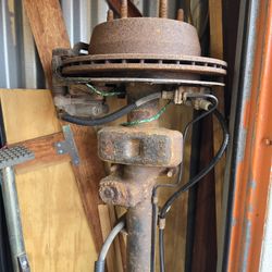 2001 To 2005 Chevrolet Astro Van Rear Differential Complete 