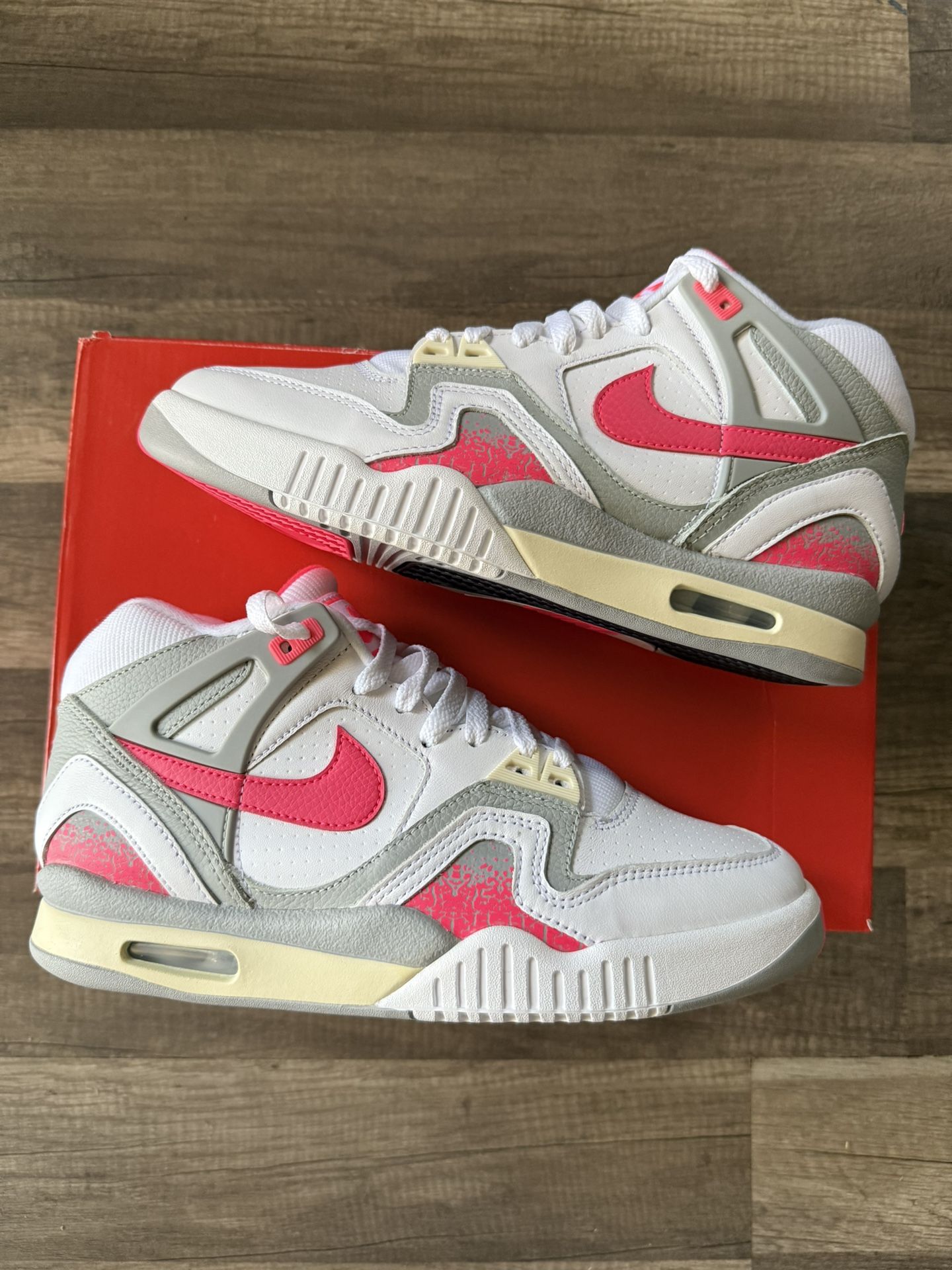 Nike Air Tech Challenge 2 sz 8