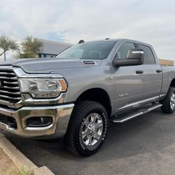 2023 RAM 2500 BIG HORN 4x4 diesel truck