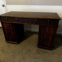 Solid Wood Desk w/Matching Bookshelves 