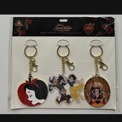 Disney Parks Snow White And The Seven Dwarfs Keychain Set Of 3 New