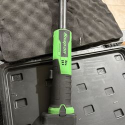 Snap On Electric Ratchet Tool And Battery 