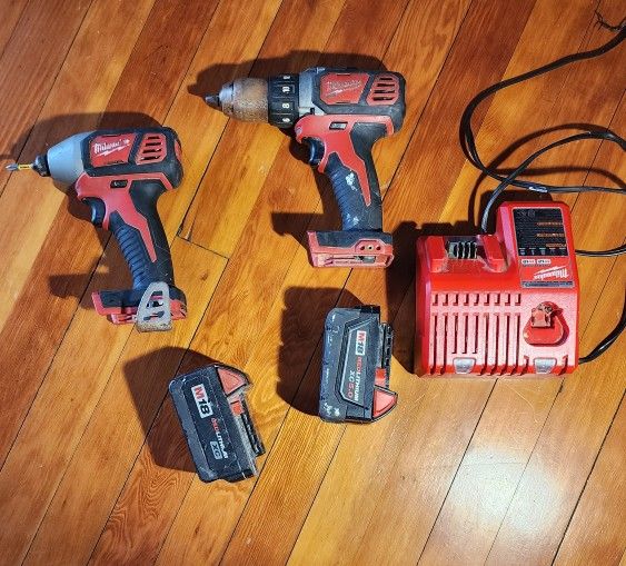 Milwaukee Drill Kit.