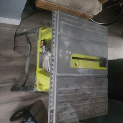 Ryobi 10 Table Saw