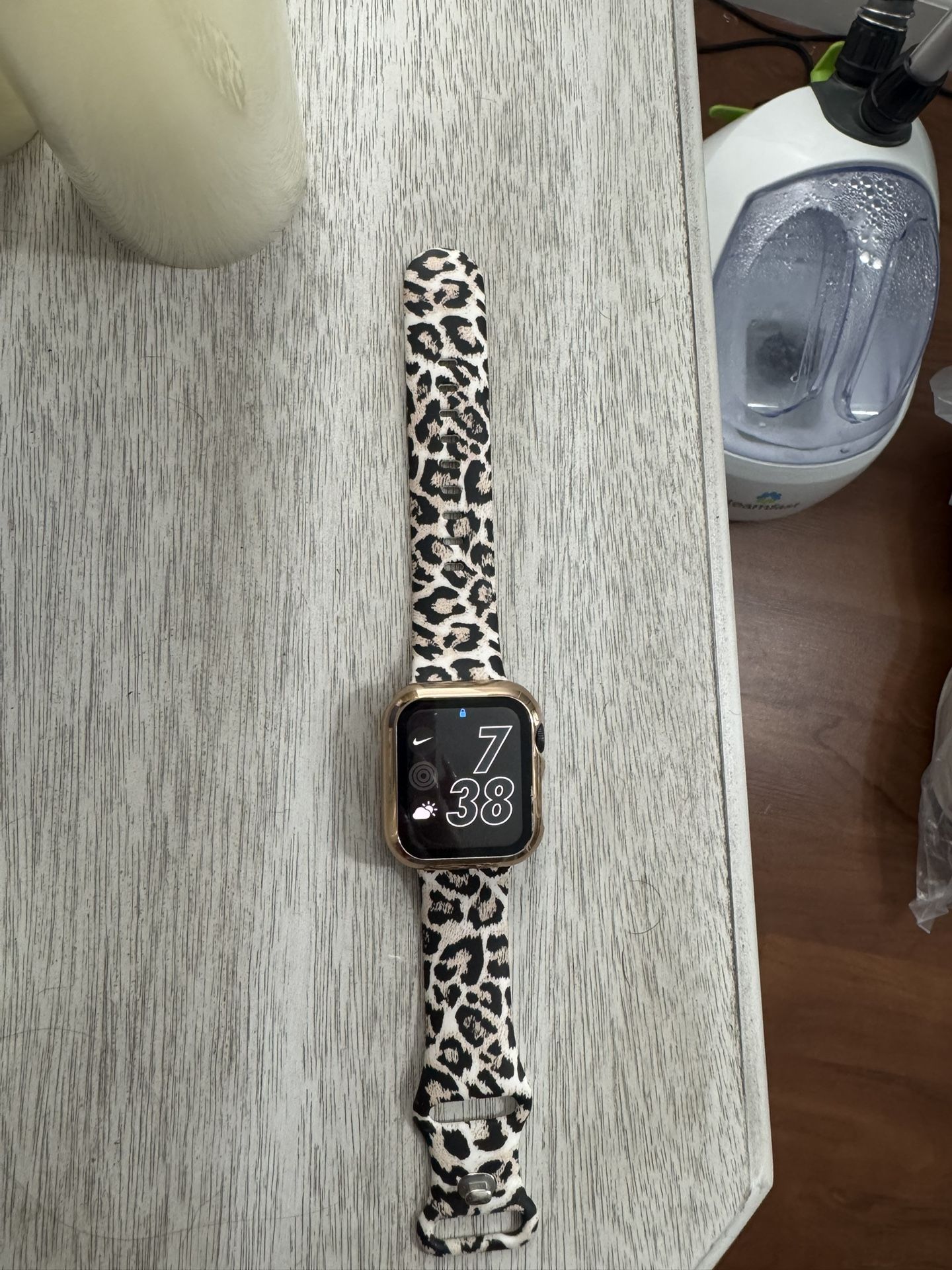 APPLE WATCH SERIES 5 PERFECT CONDITION