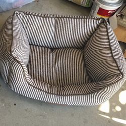 Dog bed