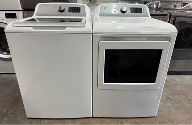GE Washer And Dryer Set