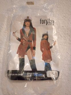 Forplay Editor in Chief Costume