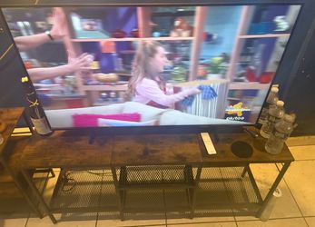 Crystal UHD 4K Vizio TV 2025 43inch