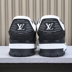 Louis Vuttion Trainers