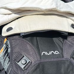 Nuna baby carrier 