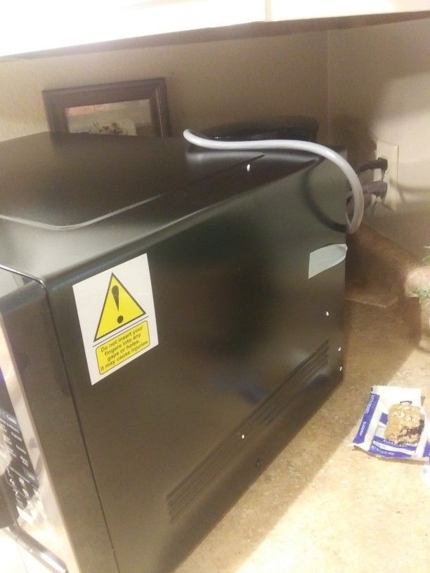 Reduced! New Toshiba Microwave/Oven