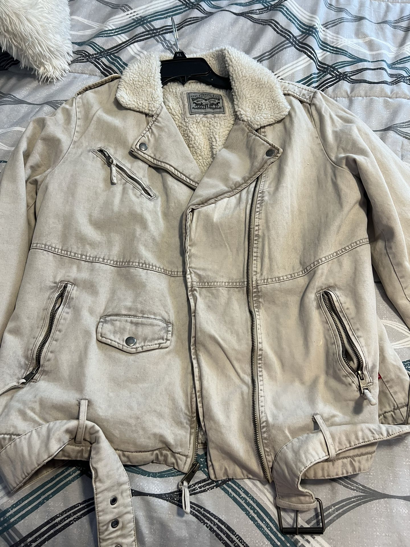 Women Levi’s Jacket