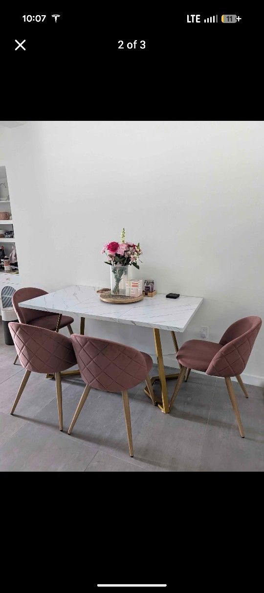 Dining Table +4 Chairs PICKUP TODAY