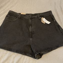 Levi’s Women’s High Waisted shorts