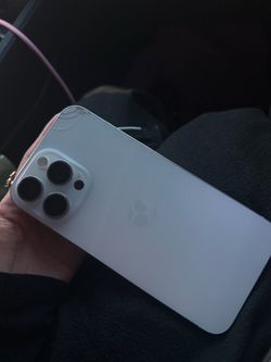 iPhone 15 pro max white