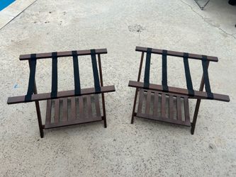 Foldable Luggage Racks with lower level