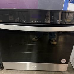 Whirlpool 30 Inch Single Electric Wall Oven with 5.0 cu. ft. Capacity,