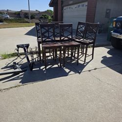 Free Dinning Set
