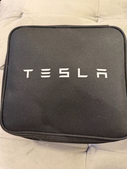 Tesla model x oem tow hitch