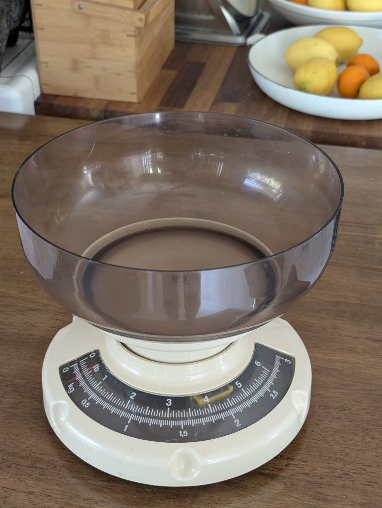 vintage kitchen scale