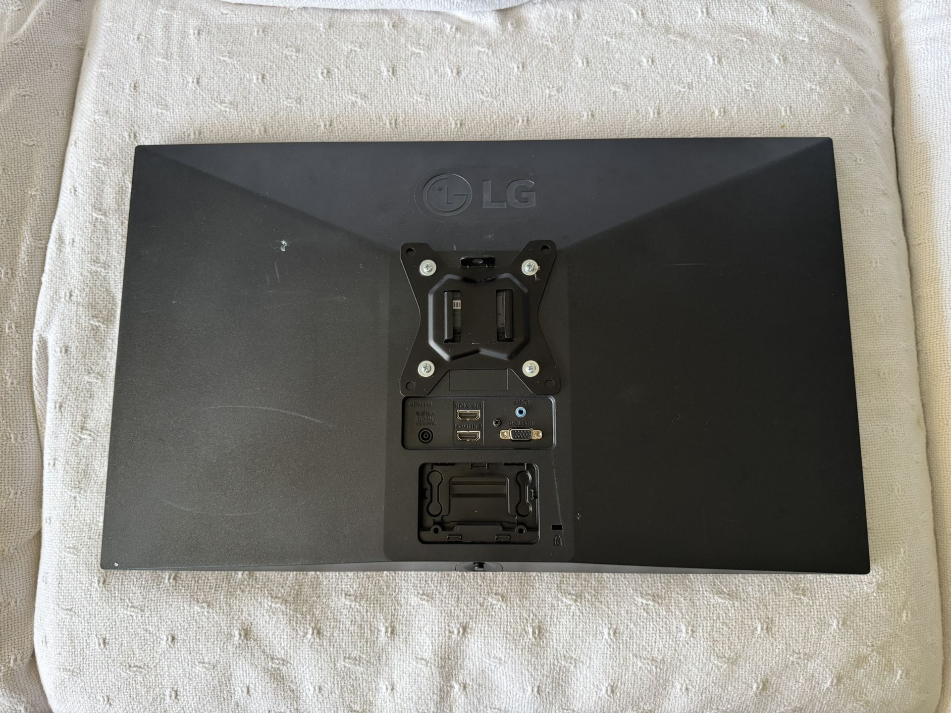 LG 24 Inch Monitor