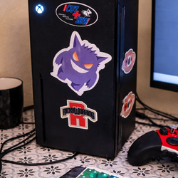 Xbox series x+ all cables+games+ headset+ elite controller