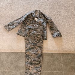 Military Uniform (ABUs)