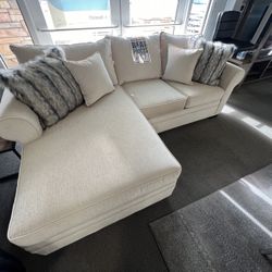 Cute Sofa Chaise💛♟️