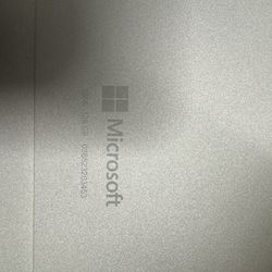 Microsoft Surface 1866, 128GB