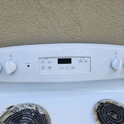GE Electric Range