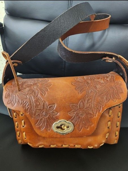 Hand Tooled Leather Purse Made in Mexico