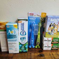 Kids First Aid & Oral Care Kit
