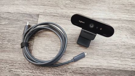 Logitech 4K Pro 4K/1080p/720p Webcam with Noise-Canceling Mic PC/MAC