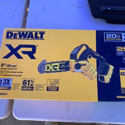 Dewalt Xr 8 In Pruning Saw Kit
