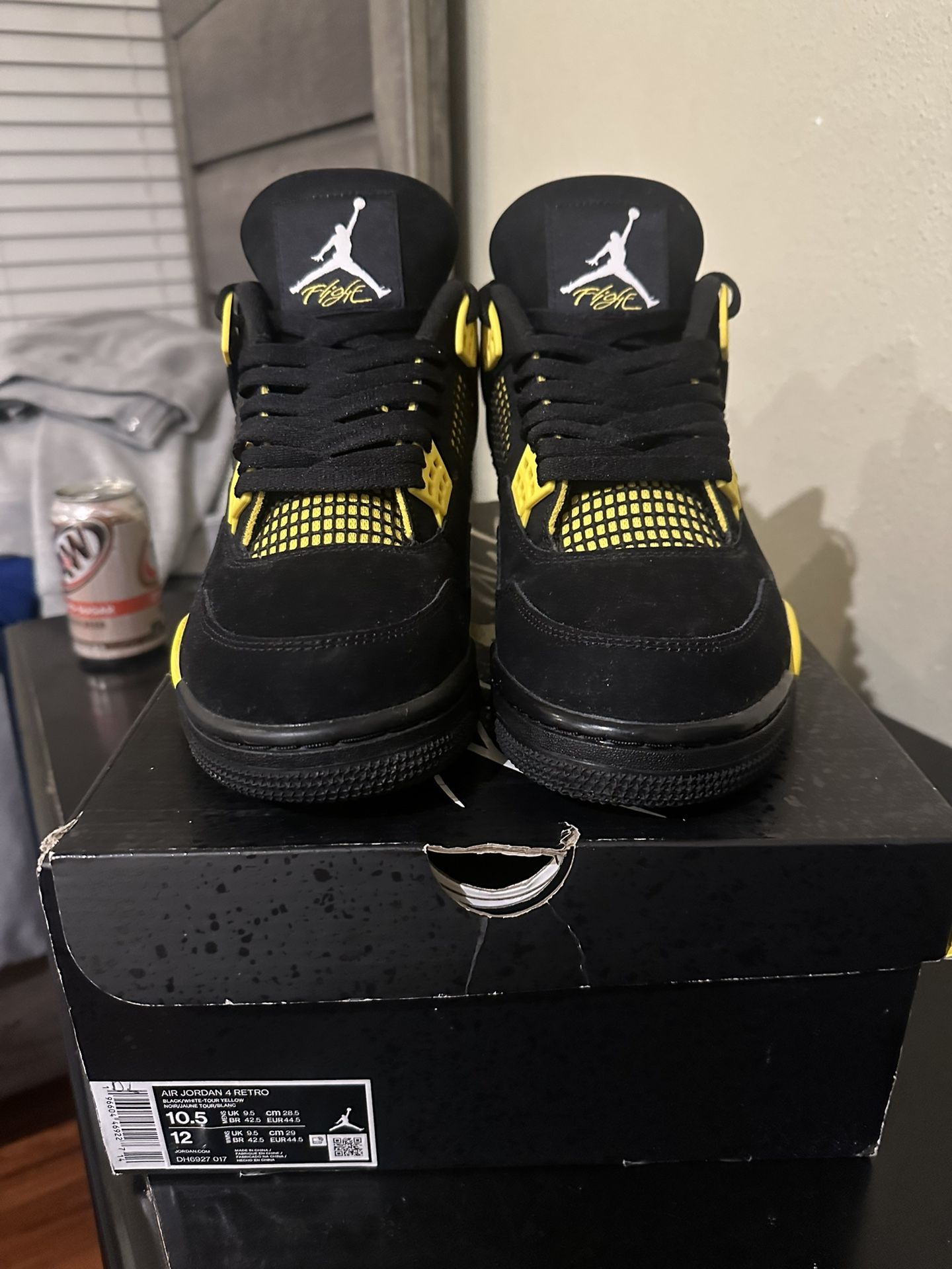 Jordan 4 Thunder Size 10.5