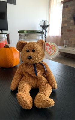 TY BEANIE BABIES “Fuzz” 1999