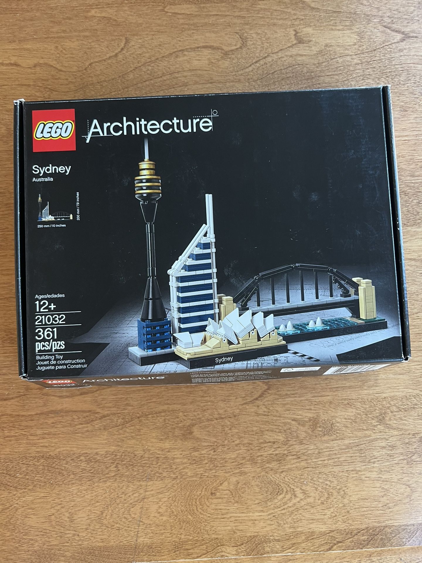 21032 LEGO Architecture Skylines Sydney *Retired*