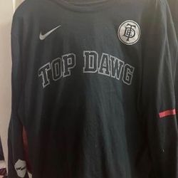 Tde nike long sleeve top