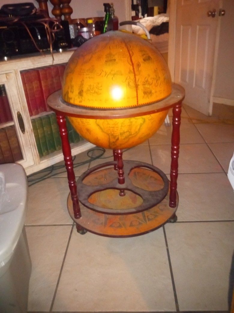 Globe /Hidden Alcohol Glass Ship And World Cups for Sale in Lemon Grove