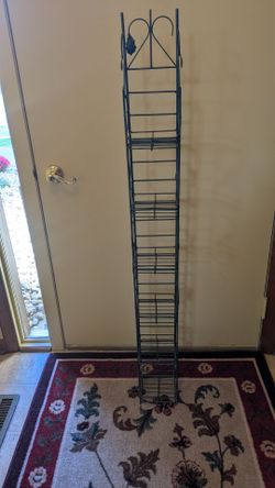 Metal wire rack