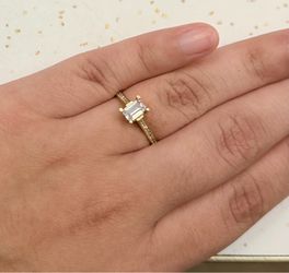 Gold ring