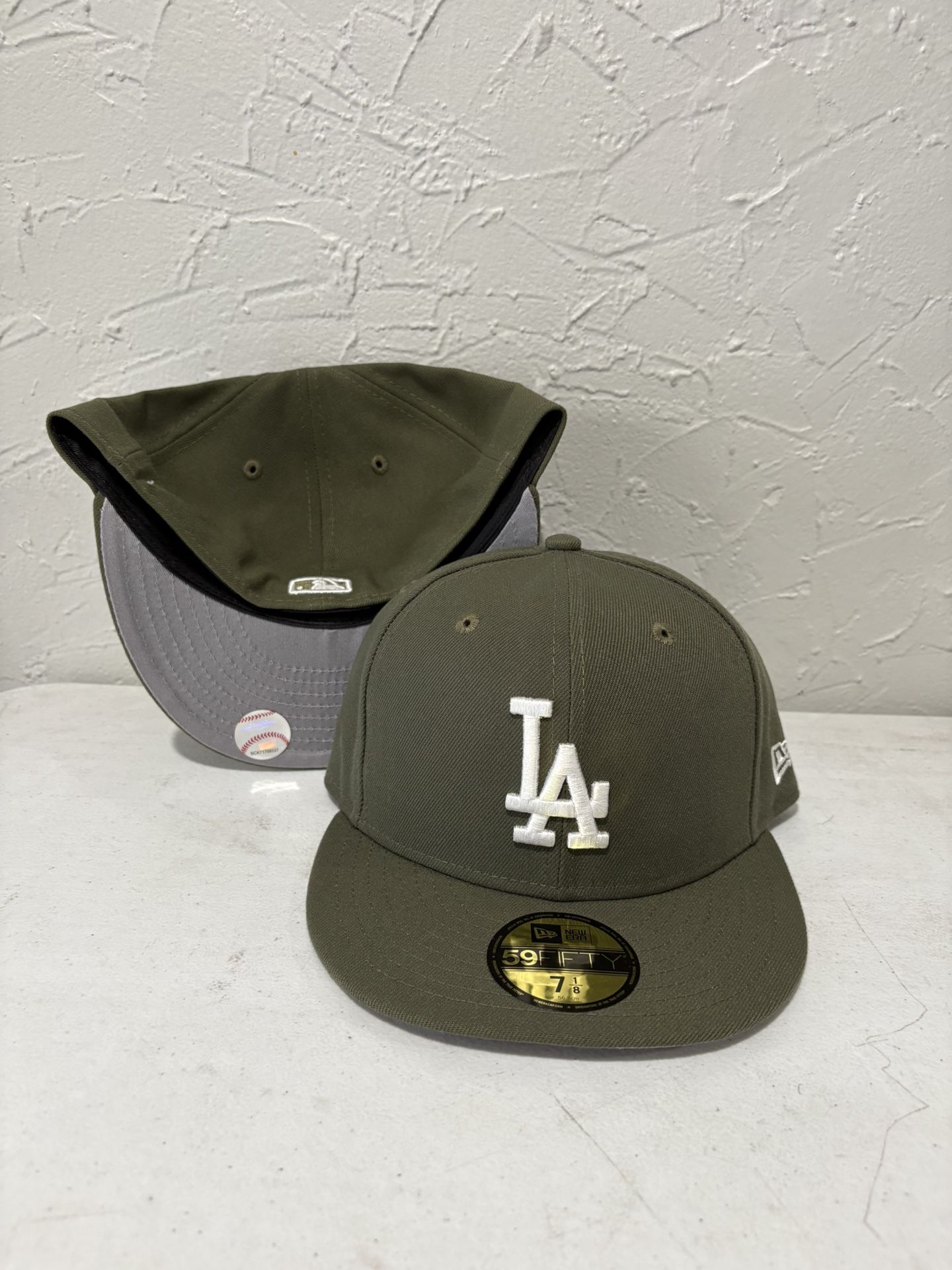 MLB New Era Los Angeles Dodgers Olive Green 59fifty Fitted Hats Size 7 1/8, 7 1/4, 7 3/8