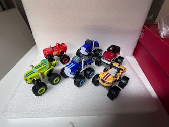 Blaze and The Monster Machines 3” Diecast Metal Trucks Lot of 6 2014 Viacom