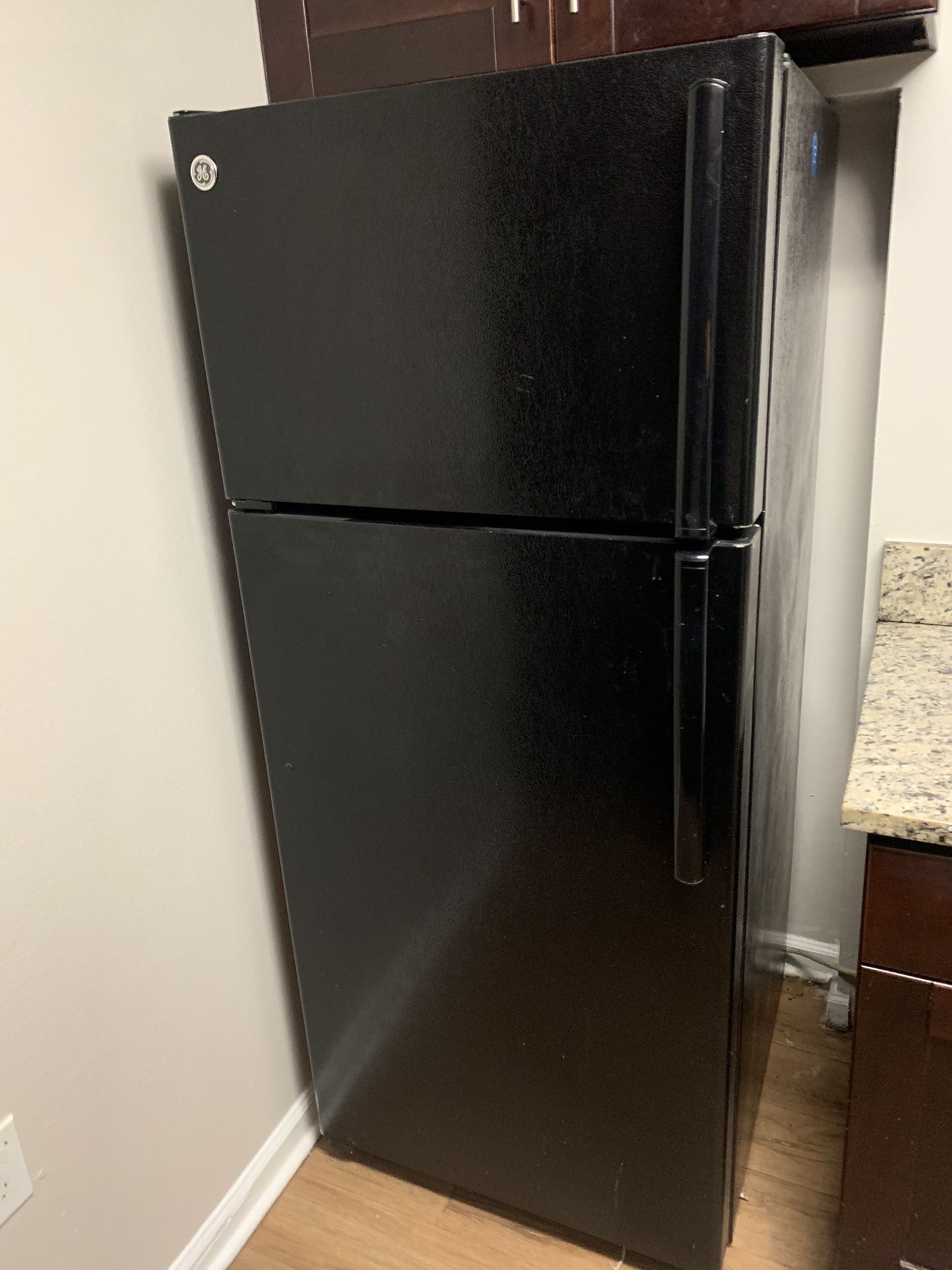 Used Refrigerator With Ice Maker