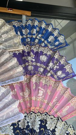 100 X. Handheld Spanish Fans – Foldable Fans for Women – Bulk for Parties, Weddings, Church, Dancing, Music Festivals, Carnivals, EDM Events Decoratio