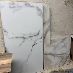 Lucida Calacatta Marble Vinyl Floor